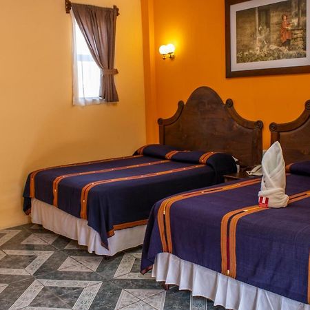 Hotel Casa Texel Panajachel Bagian luar foto