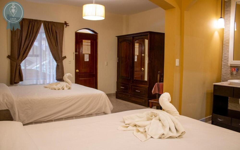 Hotel Casa Texel Panajachel Bagian luar foto