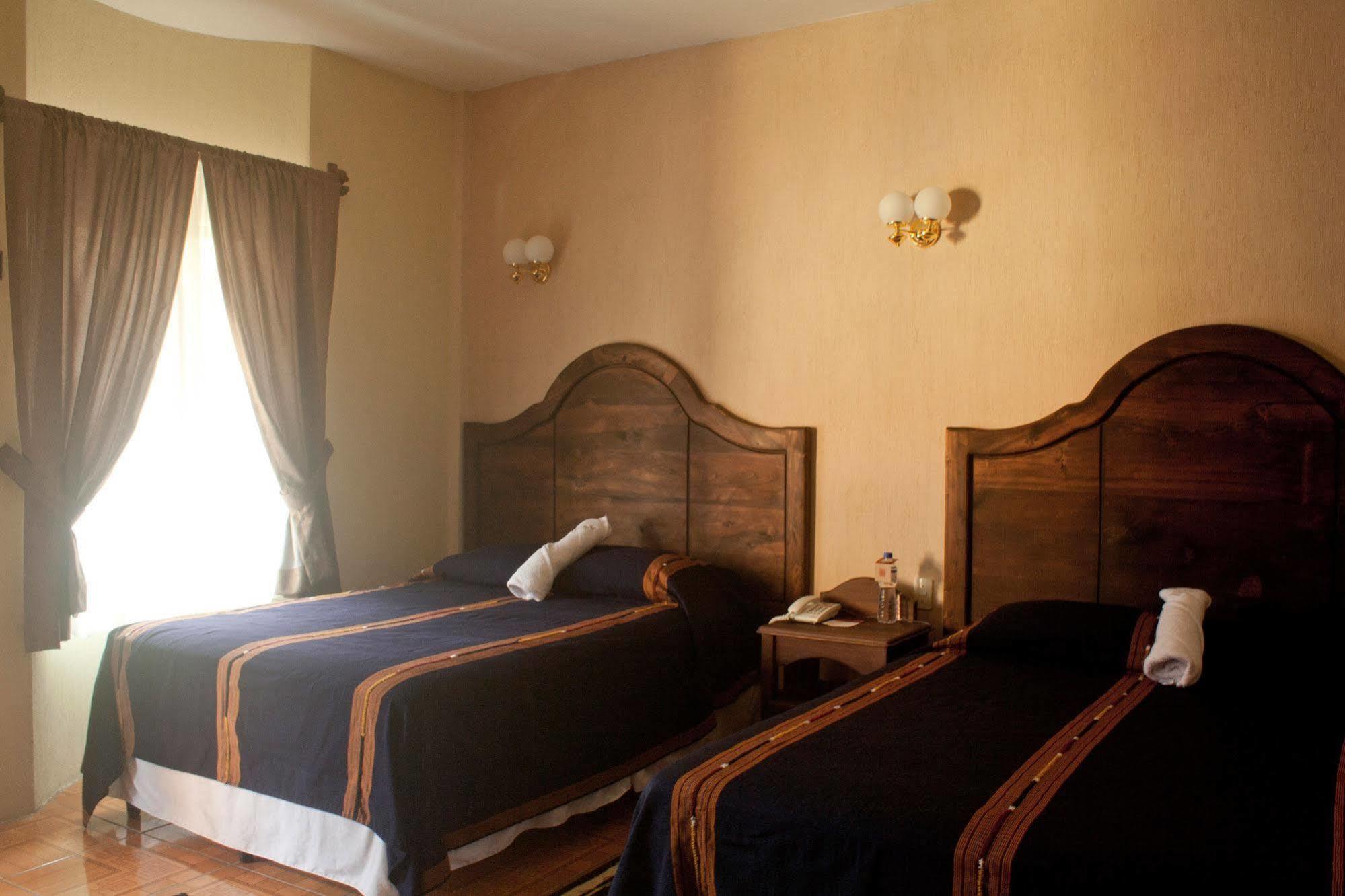 Hotel Casa Texel Panajachel Bagian luar foto
