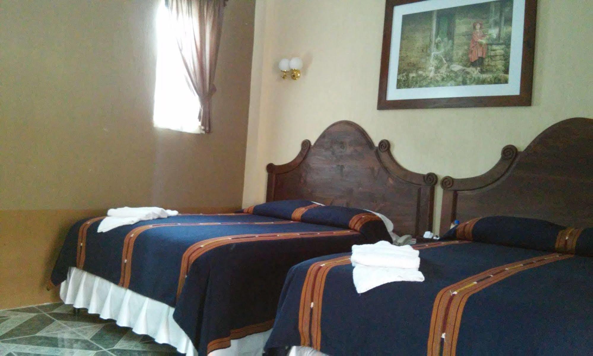 Hotel Casa Texel Panajachel Bagian luar foto